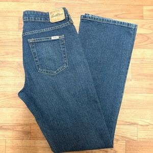 Levi Strauss stretch low rise boot cut